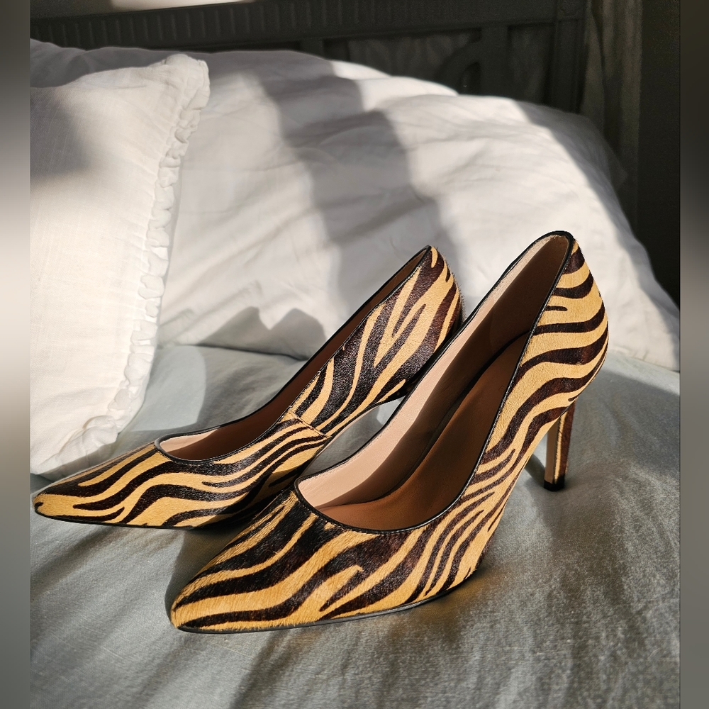27 Edit Zebra Striped Heels sz 8M, new w/o box!